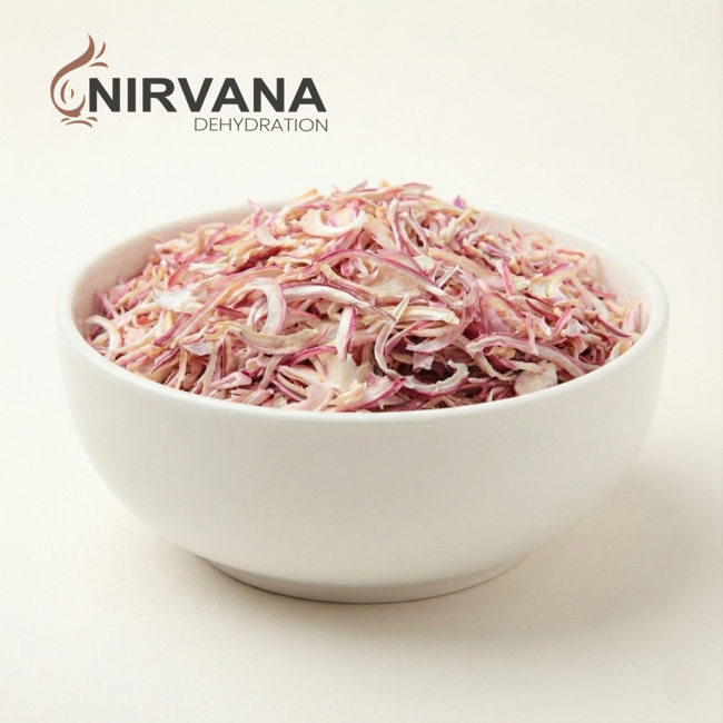 Dehydrated Pink Onion Flakes Kibbled
